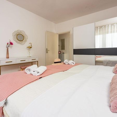 Apartment Pavla ซริกเวนิซา ภายนอก รูปภาพ